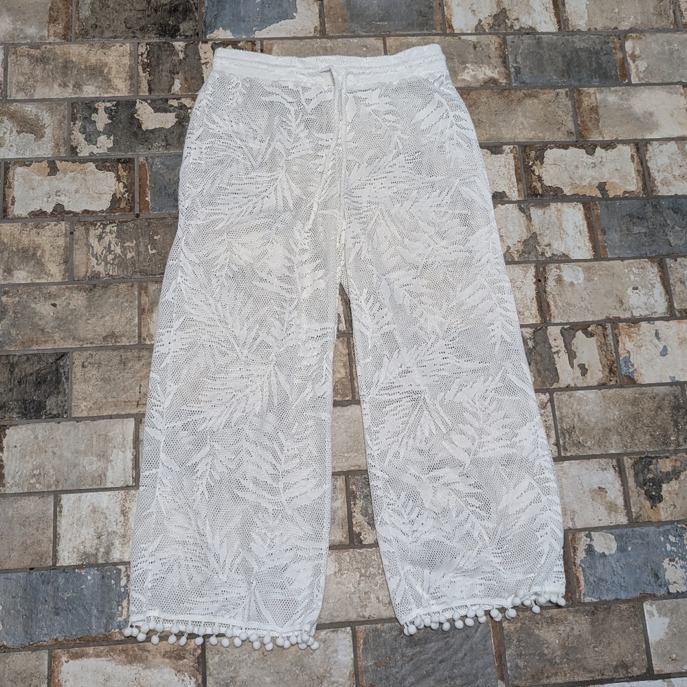 Beach Break White Lace Wide Leg Pants - Pom Pom Trim - Size Medium